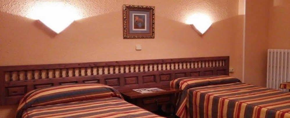Hotel Montes Blancos エスカライ エクステリア 写真